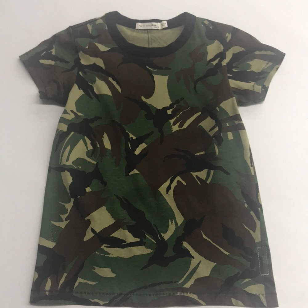 Rag & Bone/Jean Women’s Camo Tee, Brand New never been worn. XXS.